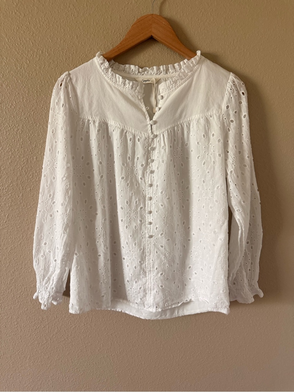 Simple White Eyelet Ruffled Peasant Blouse - Picture 2 of 8